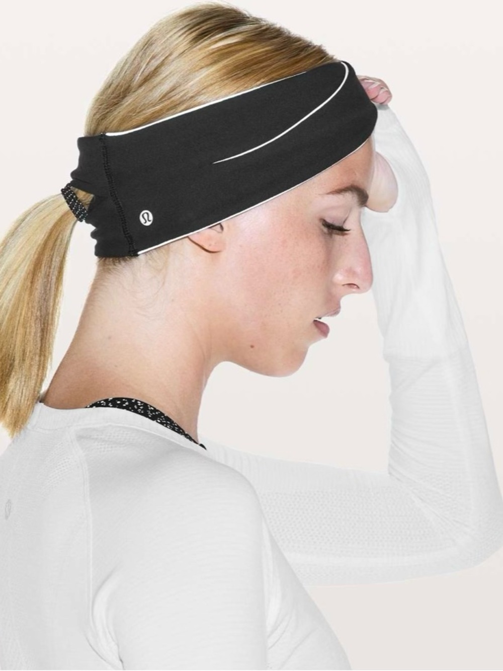 LULULEMON Cross Chill Run Ear Warmer Headband
